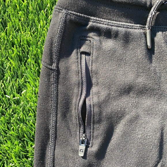 GAP jogger sweatpants // Boys // Size Small - Picture 8 of 12